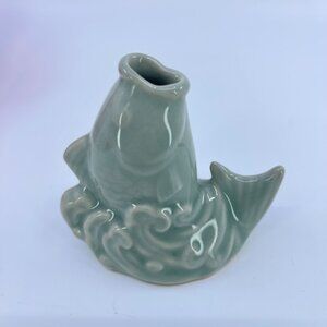 vintage ceramic fish bud vase green glaze 3 1/4 " tall